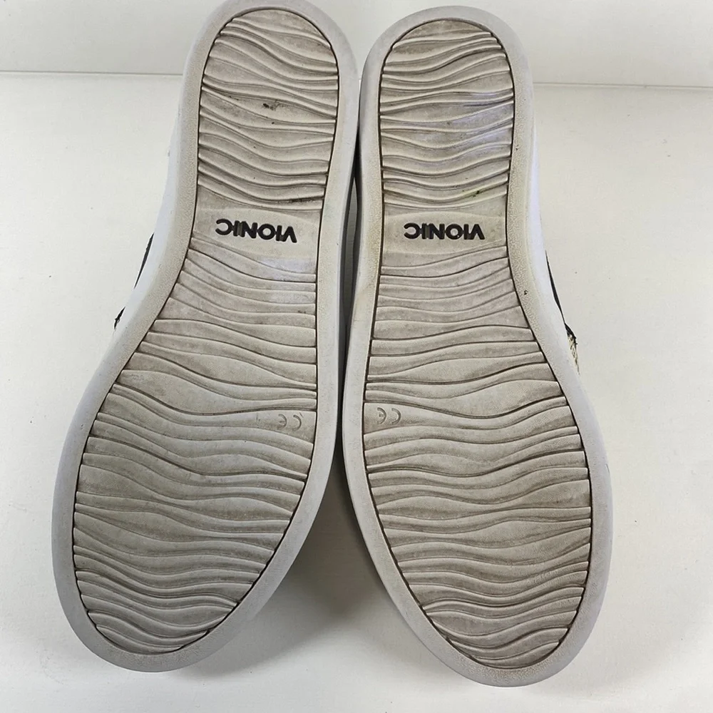 Vionic demetra snake